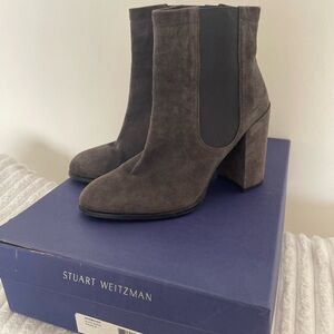 Stuart Weitzman Sidemover Suede Ankle Boots - Sz 9